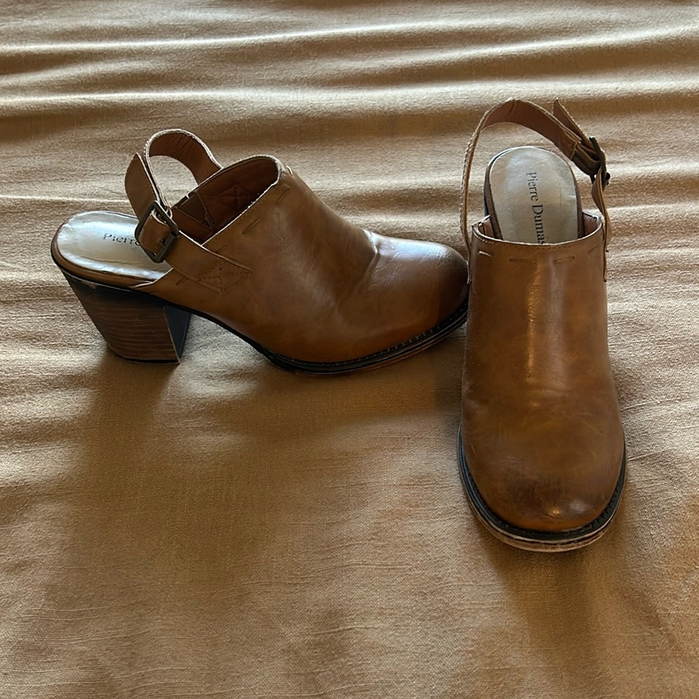 Pierre Dumas Camel Clogs